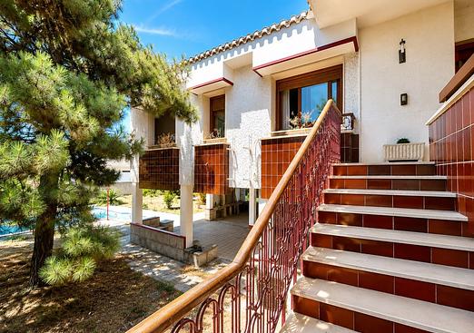 Villa in Santiago de la Ribera