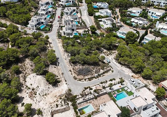 Land in Las Colinas Golf