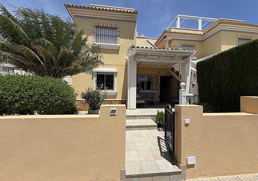 Apartment in Orihuela Costa