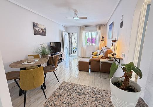 Apartment in Orihuela Costa