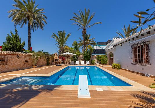 Villa in Orihuela Costa