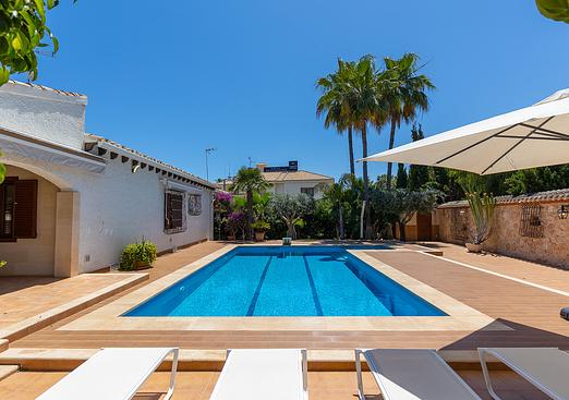 Villa in Orihuela Costa