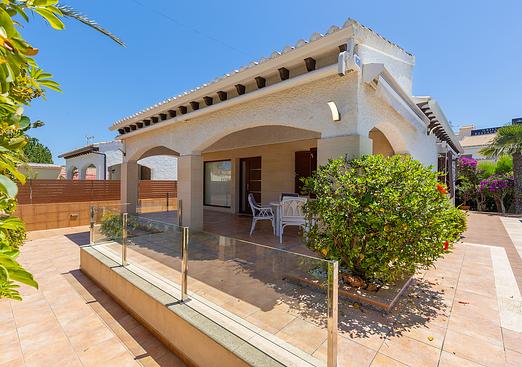 Villa in Orihuela Costa