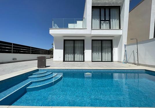 Villa in Benijofar