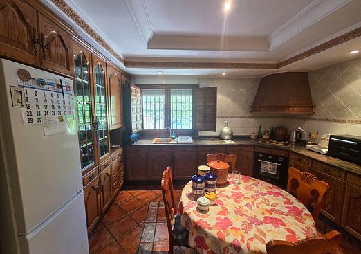 Villa in Elche