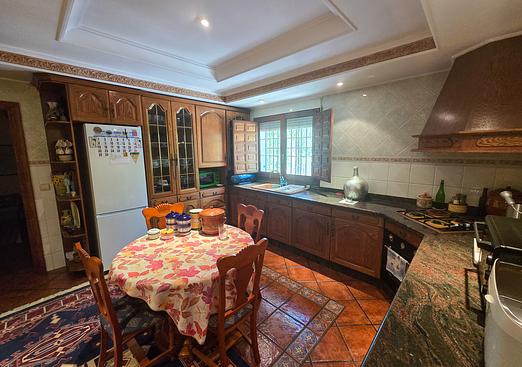 Villa in Elche