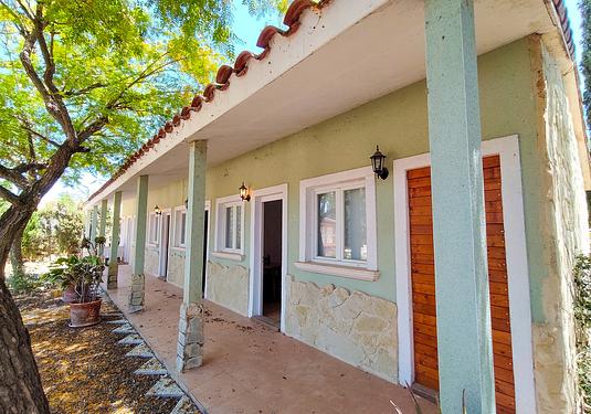 Villa in Elche