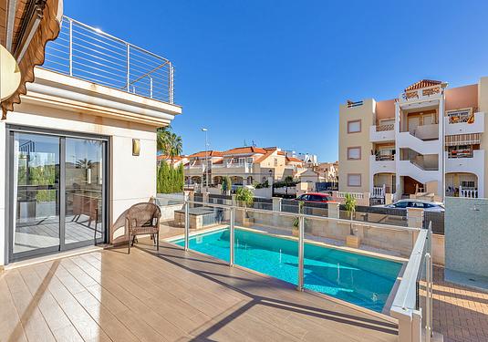 Villa in Orihuela Costa