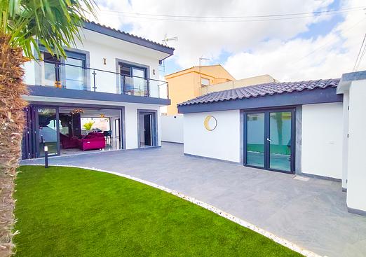 Town house in Los Urrutias