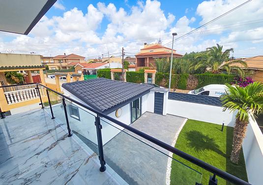 Town house in Los Urrutias