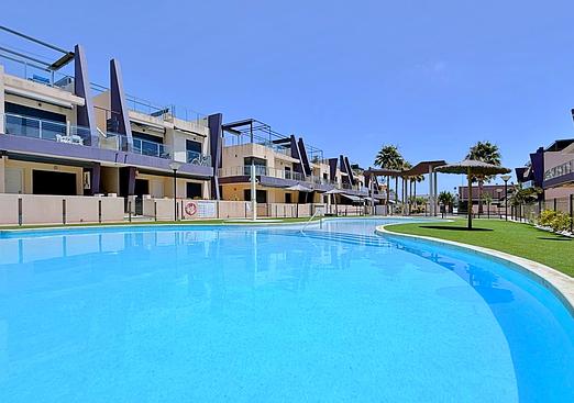 Apartment in Pilar de La Horadada
