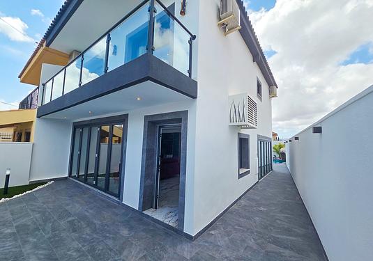 Town house in Los Urrutias