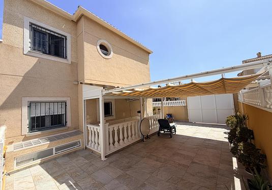 Town house in Torrevieja