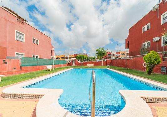 Apartment in Orihuela Costa