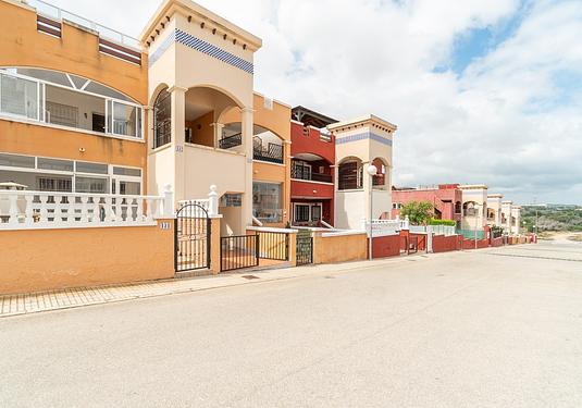 Apartment in Orihuela Costa