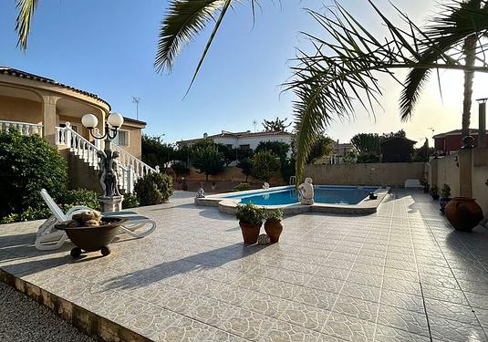 Villa in Torrevieja