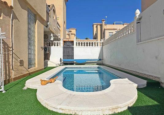 Town house in Orihuela Costa