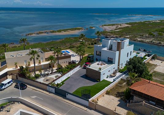 Villa in La Manga del Mar Menor
