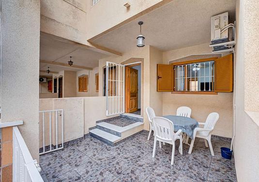 Town house in Lo Pagan