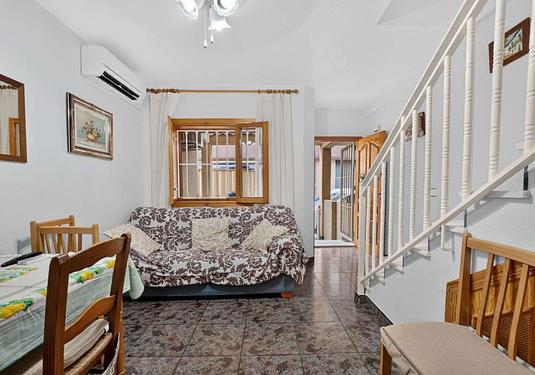 Town house in Lo Pagan