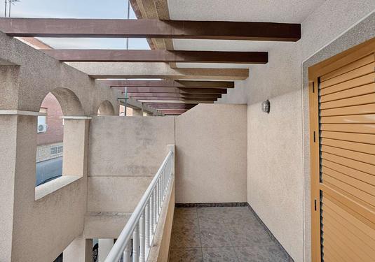 Town house in Lo Pagan