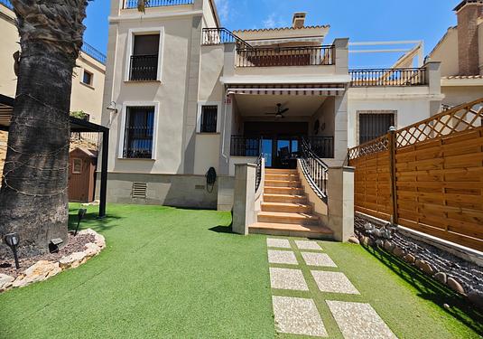 Apartment in Algorfa