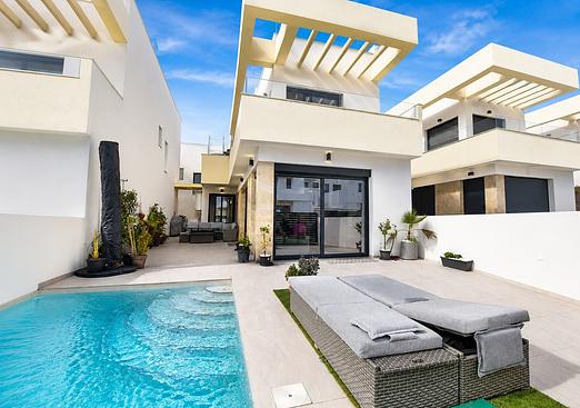 Villa in Los Montesinos
