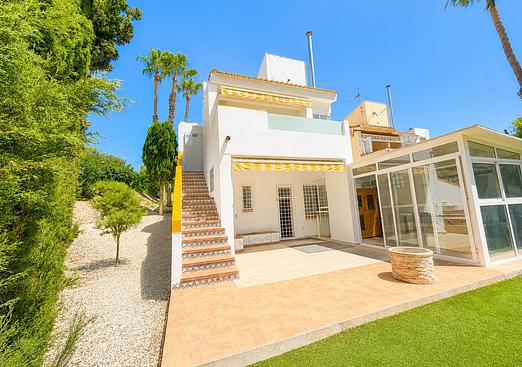 Villa in Villamartin