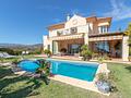 Villa in Elviria