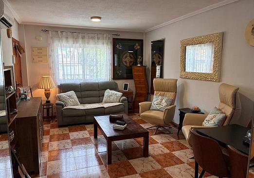 Semi detached in Lomas de Caboroig