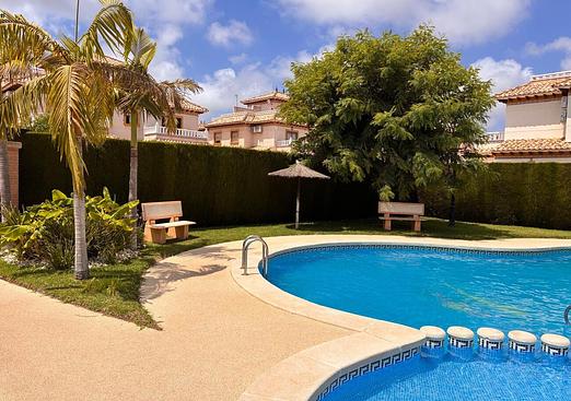 Semi detached in Lomas de Caboroig