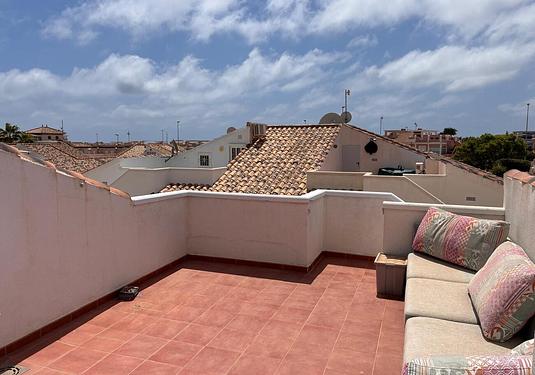 Semi detached in Lomas de Caboroig