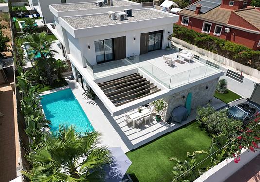 Villa in Orihuela Costa