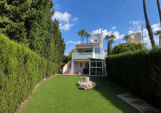 Villa in Villamartin