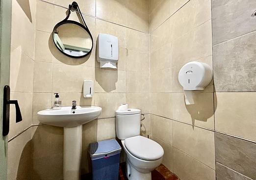Commercial in Villamartin