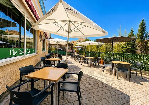 Commercial in Villamartin