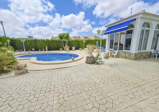 Villa in Torrevieja