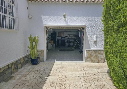 Villa in Torrevieja