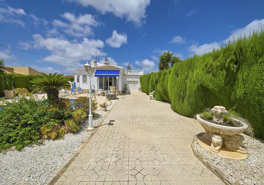 Villa in Torrevieja