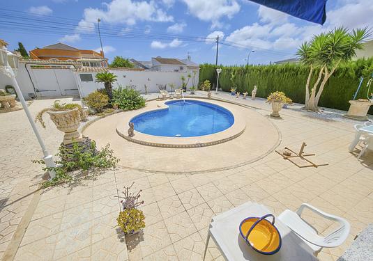Villa in Torrevieja
