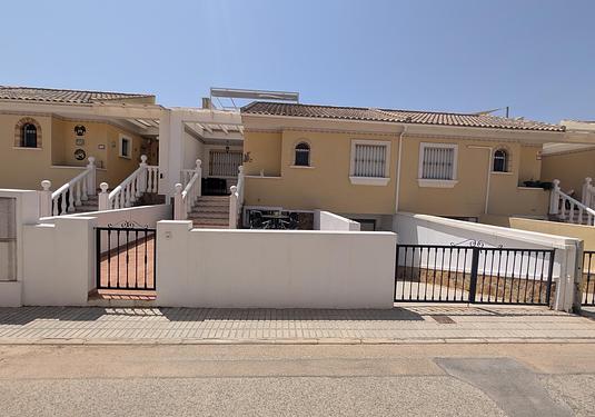 Villa in Algorfa