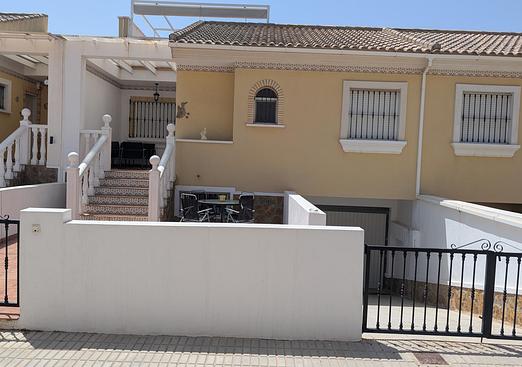 Villa in Algorfa