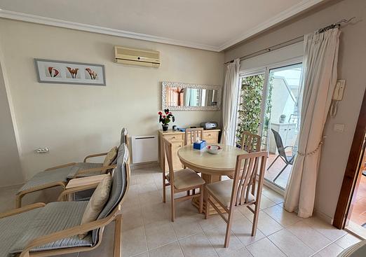 Apartment in Jacarilla