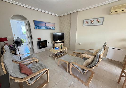 Apartment in Jacarilla