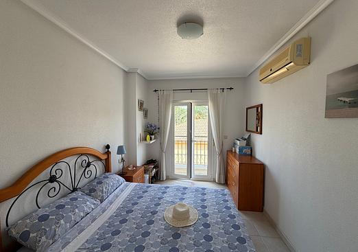 Apartment in Jacarilla