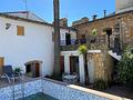 Town house in Barx