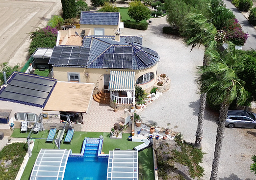 Country house in Dolores