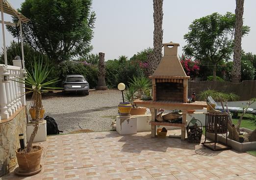 Country house in Dolores