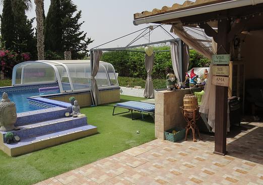 Country house in Dolores