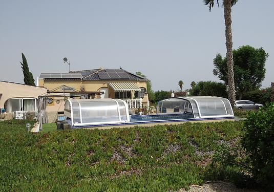 Country house in Dolores